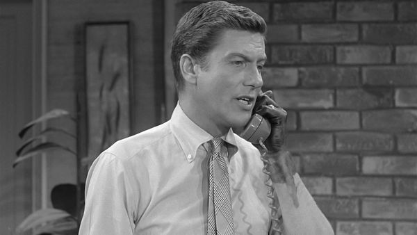The Dick Van Dyke Show - Show of Hands