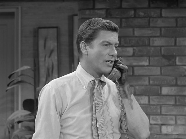 The Dick Van Dyke Show - Show of Hands