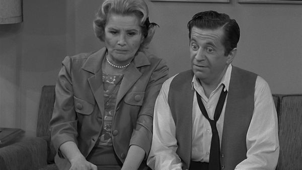 The Dick Van Dyke Show - How to Spank a Star