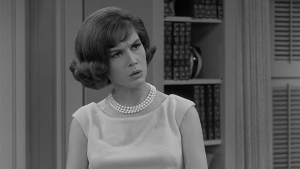 The Dick Van Dyke Show - The Lady and the Tiger and the Lawyer