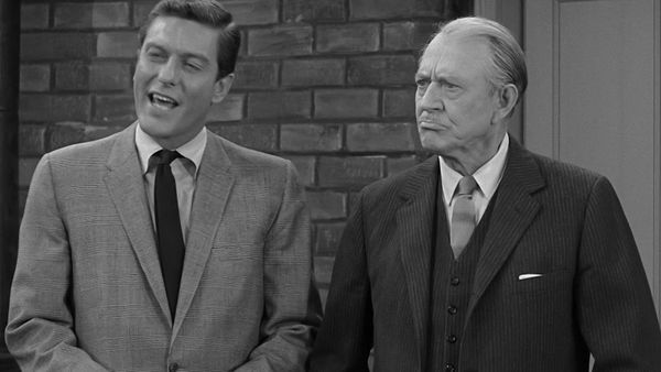 The Dick Van Dyke Show - The Plots Thicken
