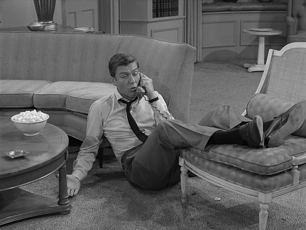 The Dick Van Dyke Show - Dear Mrs. Petrie, Your Husband Is In Jail
