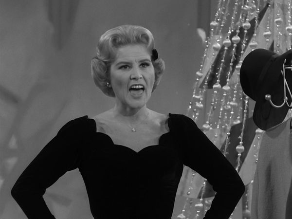 The Dick Van Dyke Show - The Alan Brady Show Presents