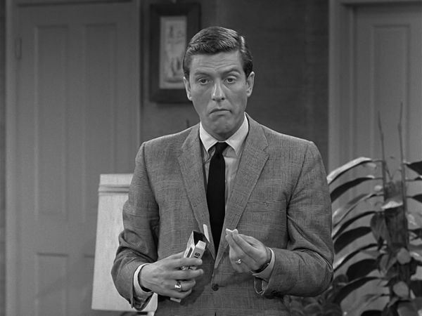 The Dick Van Dyke Show - When a Bowling Pin Talks, Listen