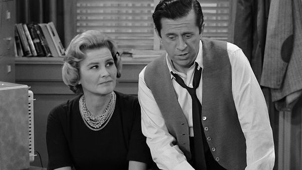 The Dick Van Dyke Show - The Night the Roof Fell In