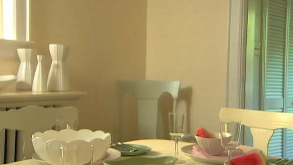 Room Service - To Dine For!