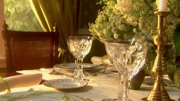 Room Service - Dining Drama