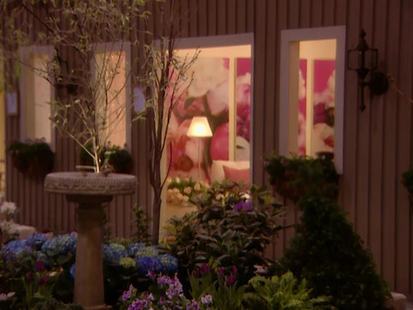 Room Service - Country Garden