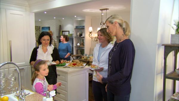 Candice Tells All - A Kitchen For Mom