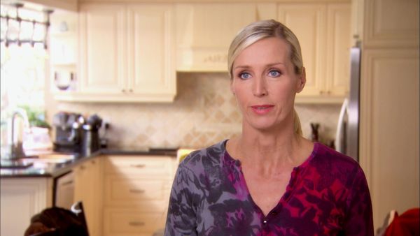Candice Tells All - Party Parlour