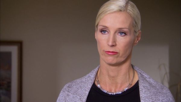 Candice Tells All - Out Of The Woods
