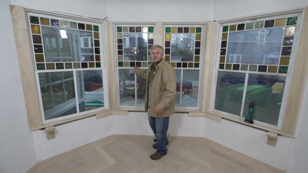 This Old House - E13 | Seaside Victorian Cottage | Narragansett Windows