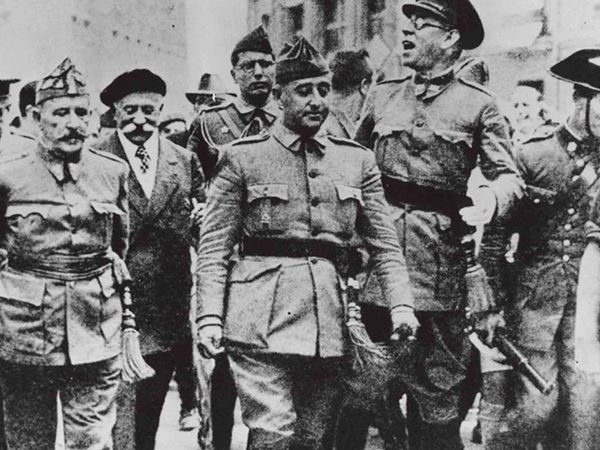 Grandes batallas de la Guerra Civil Española - La batalla de Badajoz
