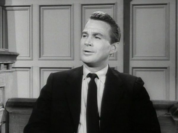 Perry Mason - The Case of the Wandering Widow