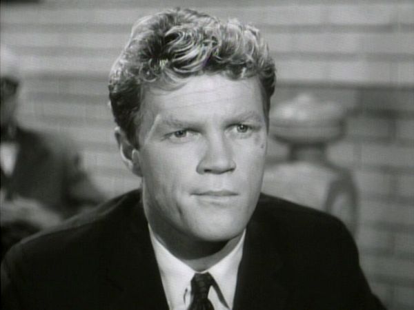 Perry Mason - The Case of the Ominous Outcast