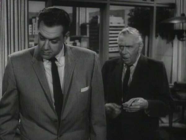 Perry Mason - The Case of the Howling Dog