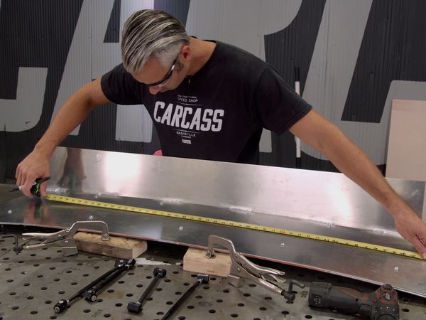 Carcass en español - Creando una gran aerodinámica en nuestro Camaro de Autocross