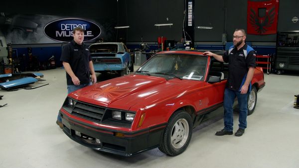 Detroit Muscle (LAS) - El Fox Body Cobra recibe una nueva transmisión