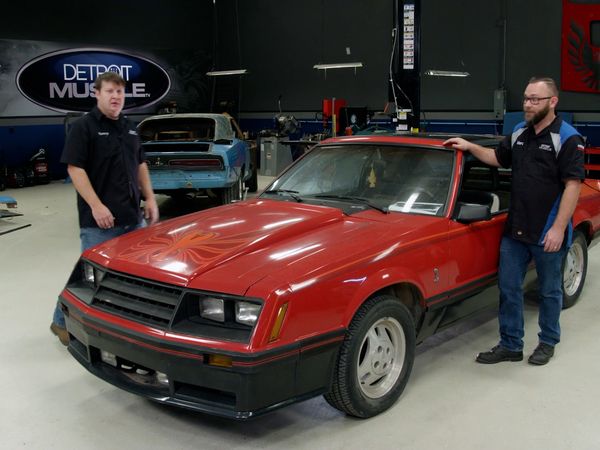Detroit Muscle (LAS) - El Fox Body Cobra recibe una nueva transmisión