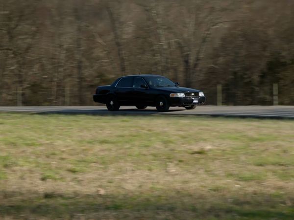 Detroit Muscle (LAS) - Terminando el freno de mano de nuestro Crown Vic Sleeper