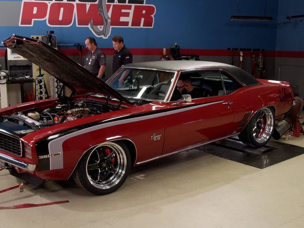 Detroit Muscle (LAS) - Poniendo a sufrir a nuestro Camaro del 69