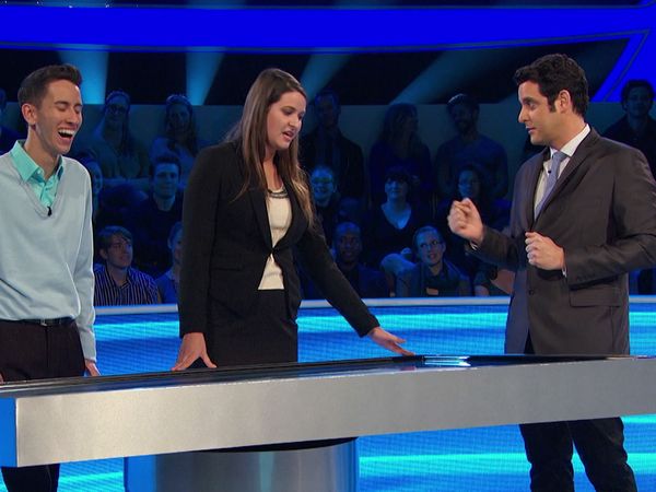 Idiotest - Model Friends vs. Dating Entertainers
