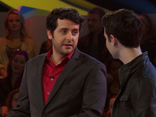 Idiotest - St. Louis Friends vs. Competitive Friends