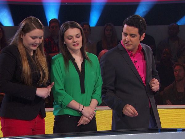 Idiotest - Rugby Couple vs. Art Class Couple