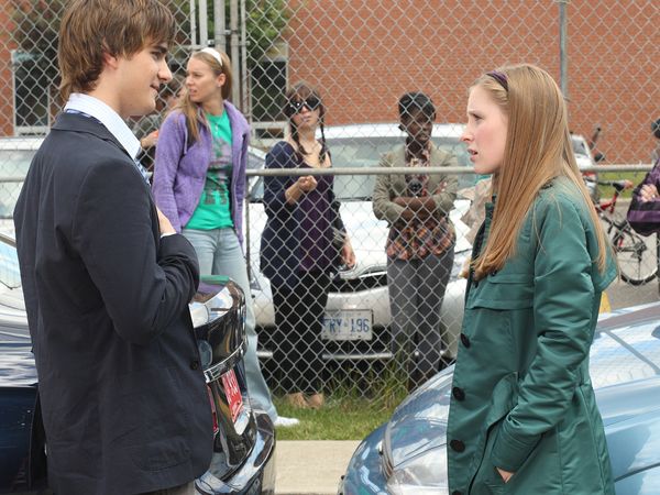 Degrassi: la nueva generación - Wanna Be Startin' Somethin'