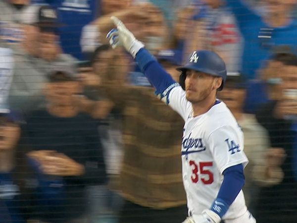 Great Games - 10/19/21: Belli, Betts lead Dodgers to Game 3 win