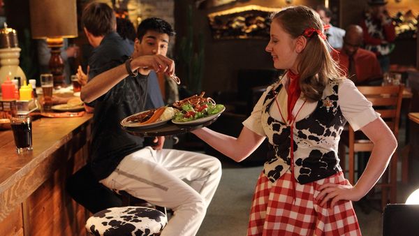 Degrassi: la nueva generación - Sabes mi nombre, Segunda parte