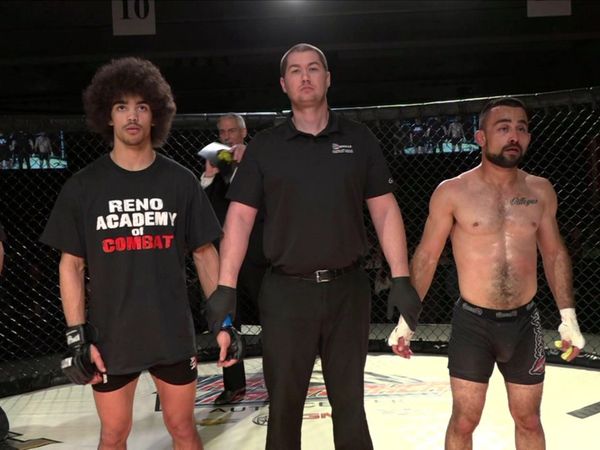 King of the Cage - KOTC FUTURE LEGENDS 40