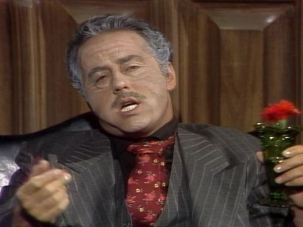 Rowan & Martin's Laugh-In - Rowan & Martin's Laugh-In: S6 E1