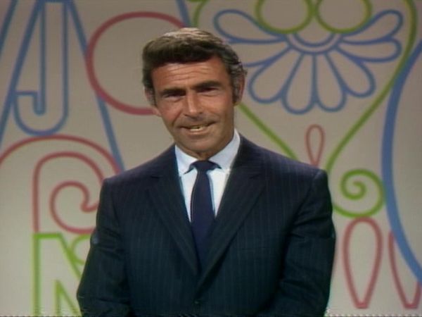 Rowan & Martin's Laugh-In - Rowan & Martin's Laugh-In: S4 E7
