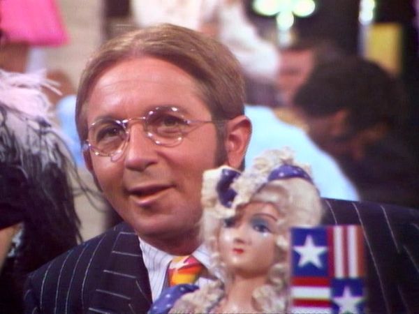 Rowan & Martin's Laugh-In - Rowan & Martin's Laugh-In: S2 E4