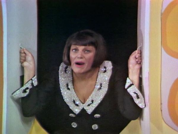 Rowan & Martin's Laugh-In - Rowan & Martin's Laugh-In: S1 E6