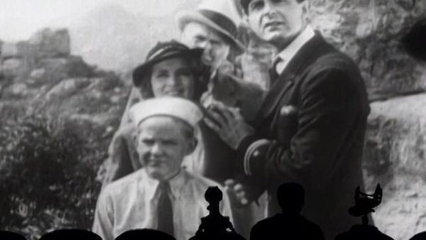 MST3K Shorts - MST3K Shorts: Undersea Kingdom - Chapter 2: The Undersea City