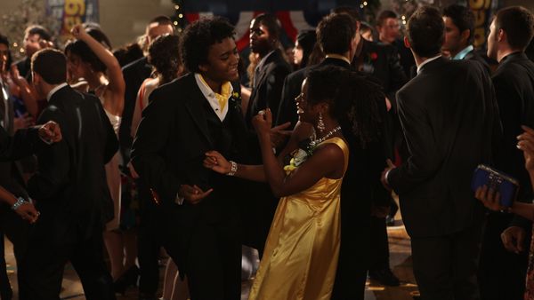 Degrassi: The Next Generation - Por qué esto no puede ser amor, Segunda parte