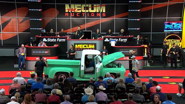 Detroit Muscle - El Dodge Charger Hellcat del 69 se dirige a Mecum