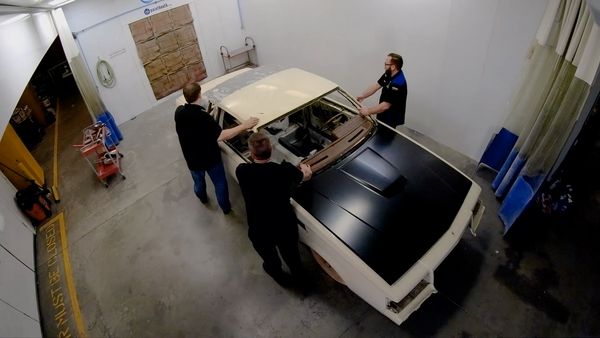 Detroit Muscle - El Buick Regal beige de la abuela recibe un baño de color