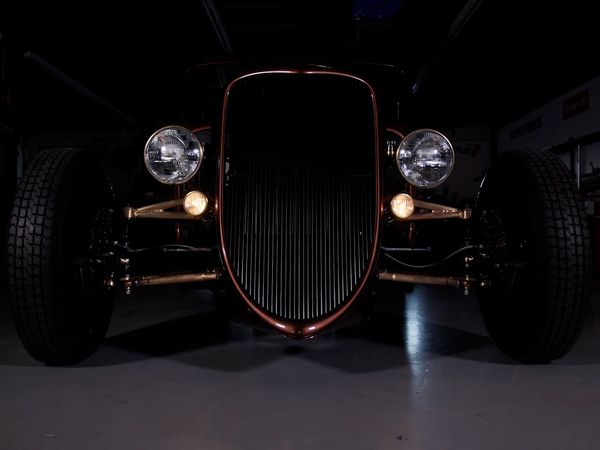 Engine Power - Factory Five Racing construye su primera camioneta con la ayuda de Engine Power