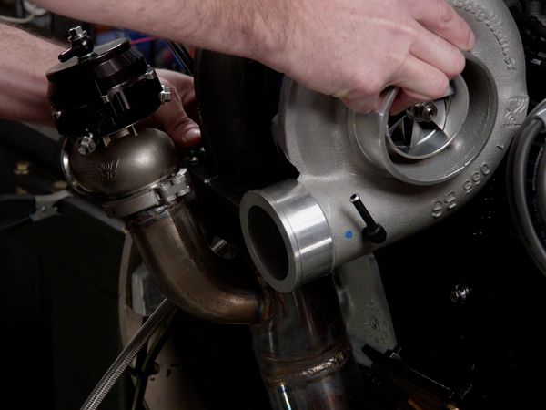 Engine Power - Seis cilindros en esteroides: Potenciando el motor del Chevy 292