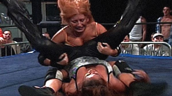 Women's Extreme Wrestling - women's extreme wrestling: female mat slam