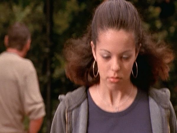 Degrassi: la nueva generación - Dirt Off Your Shoulder, Parte 1