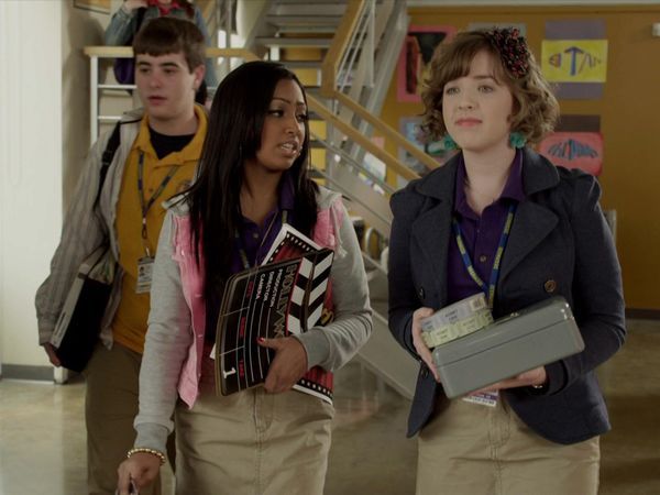 Degrassi: la nueva generación - Should've Said No, Parte. 1