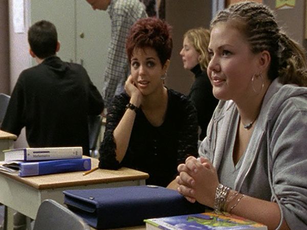 Degrassi: la nueva generación - Underneath It All, Parte 1