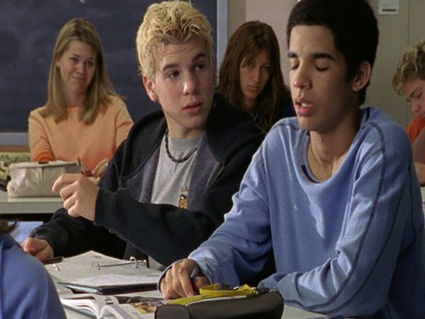 Degrassi: la nueva generación - Nowhere To Run, Parte 1