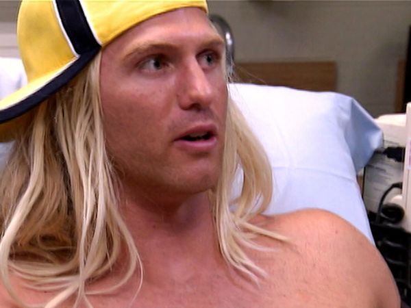 Untold Stories of the ER - Elements Of Danger