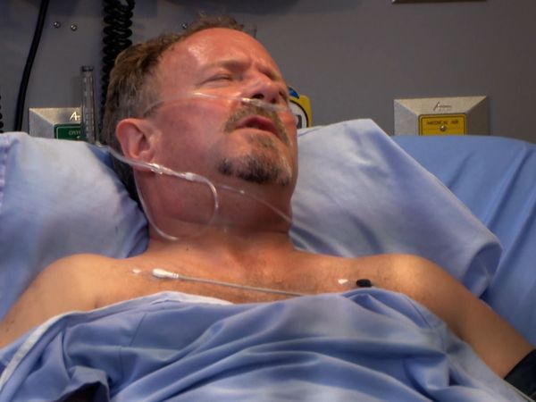Untold Stories of the ER - Hit By A Train