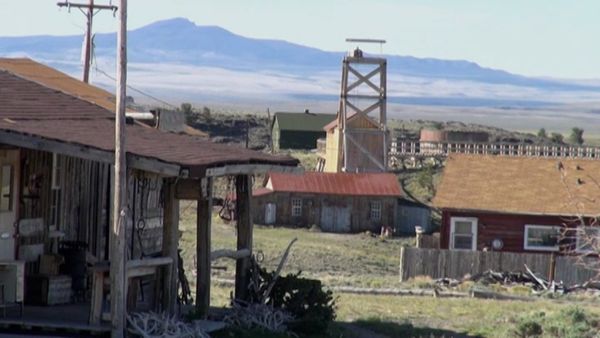 Ghost Towns: America's Lost World - Mining Towns of the Rocky Mountains